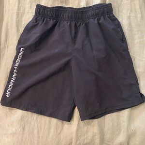 Under Armour Athletic Shorts - Sz YM